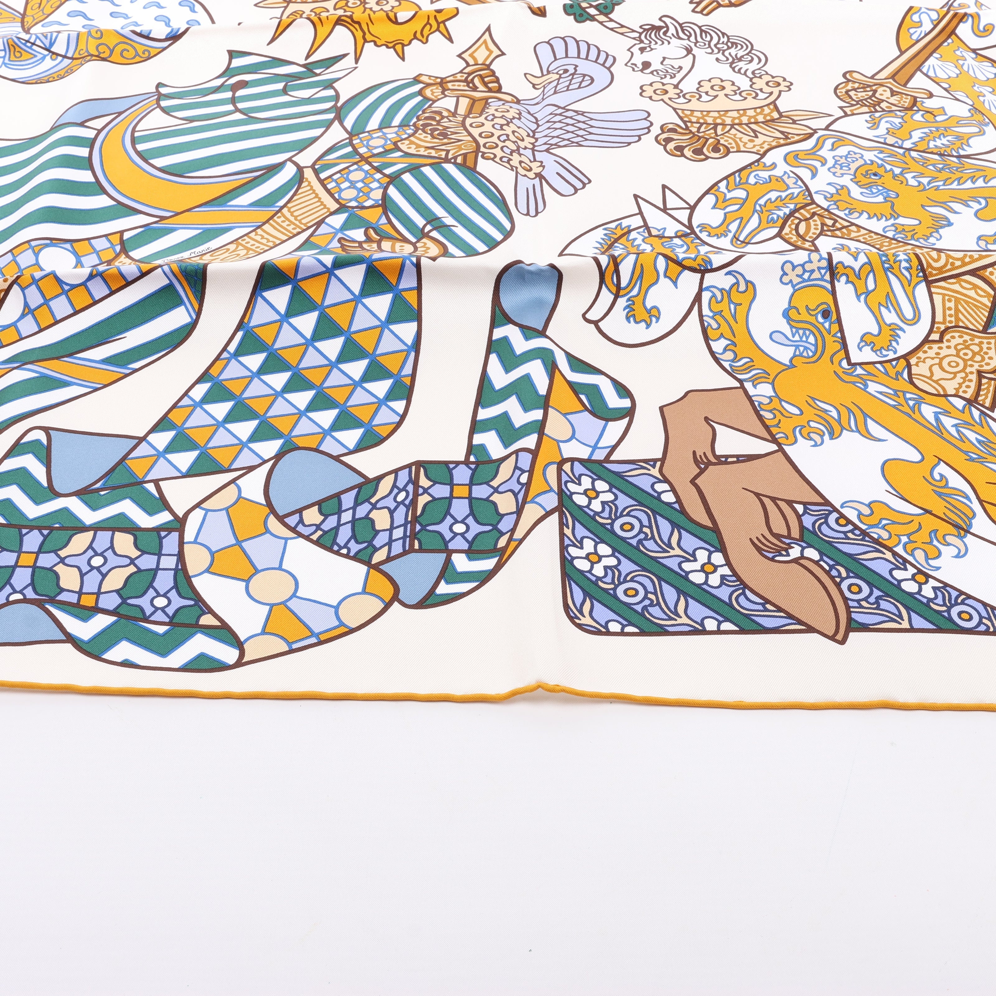 Hermès Carré 90 "DUELS ONIRIQUES" Silk handkerchief in Multicolor