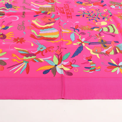 Hermès Carré 90 "Din tini ya Zue An" Silk handkerchief in Pink