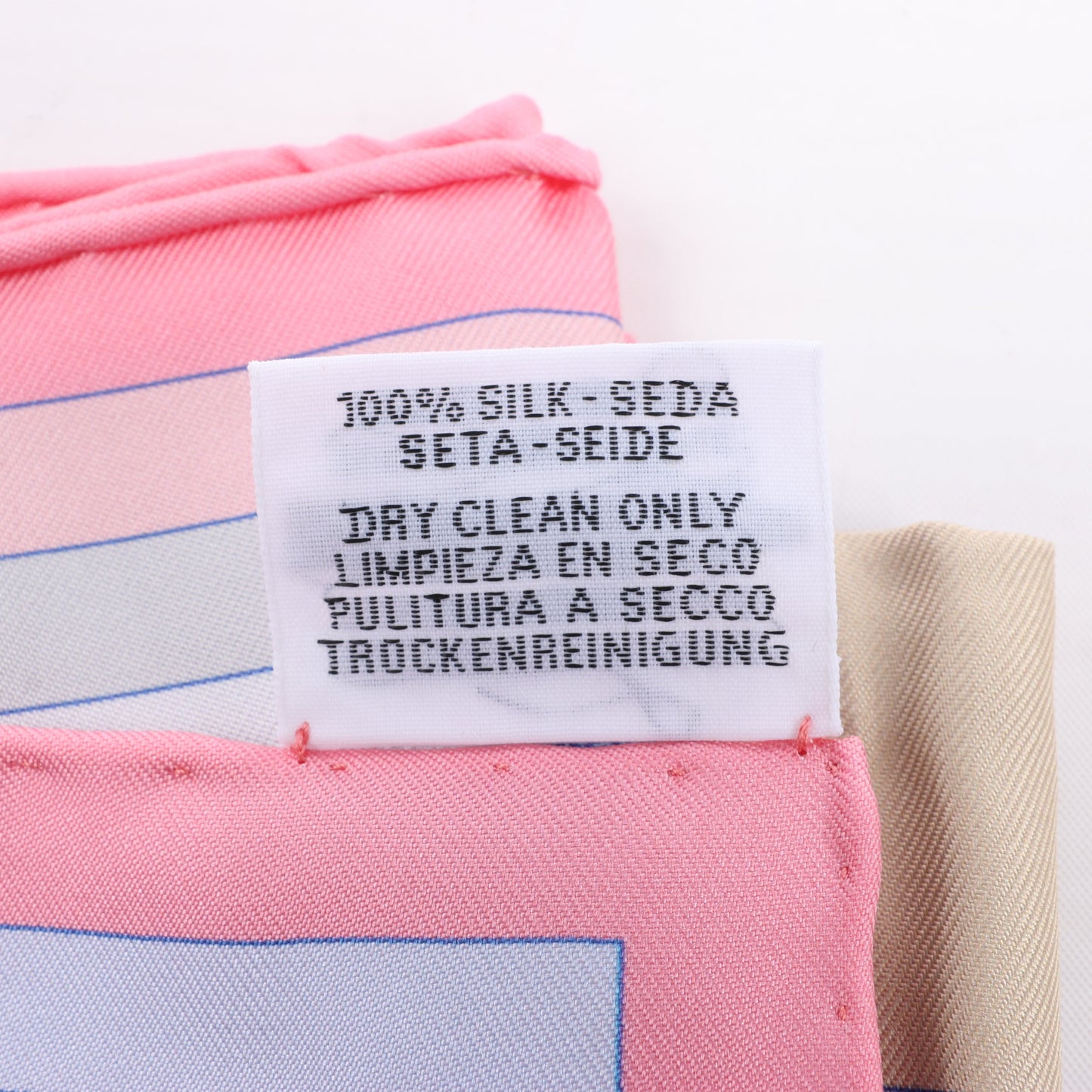 Hermès Carré Double face 90 "DELLA CAVALLERIA" 100% Silk Scarf in Pink