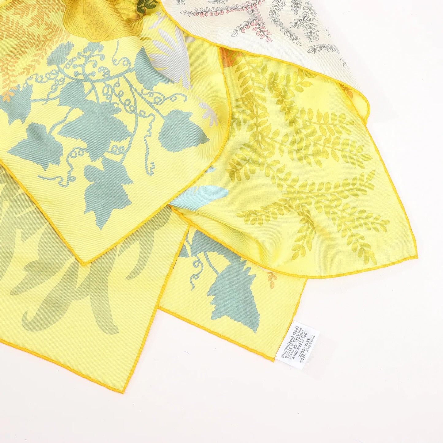 Hermès Carré Double face 90 "LES JARDIN DES PEINTRES" Silk handkerchief in Multicolor