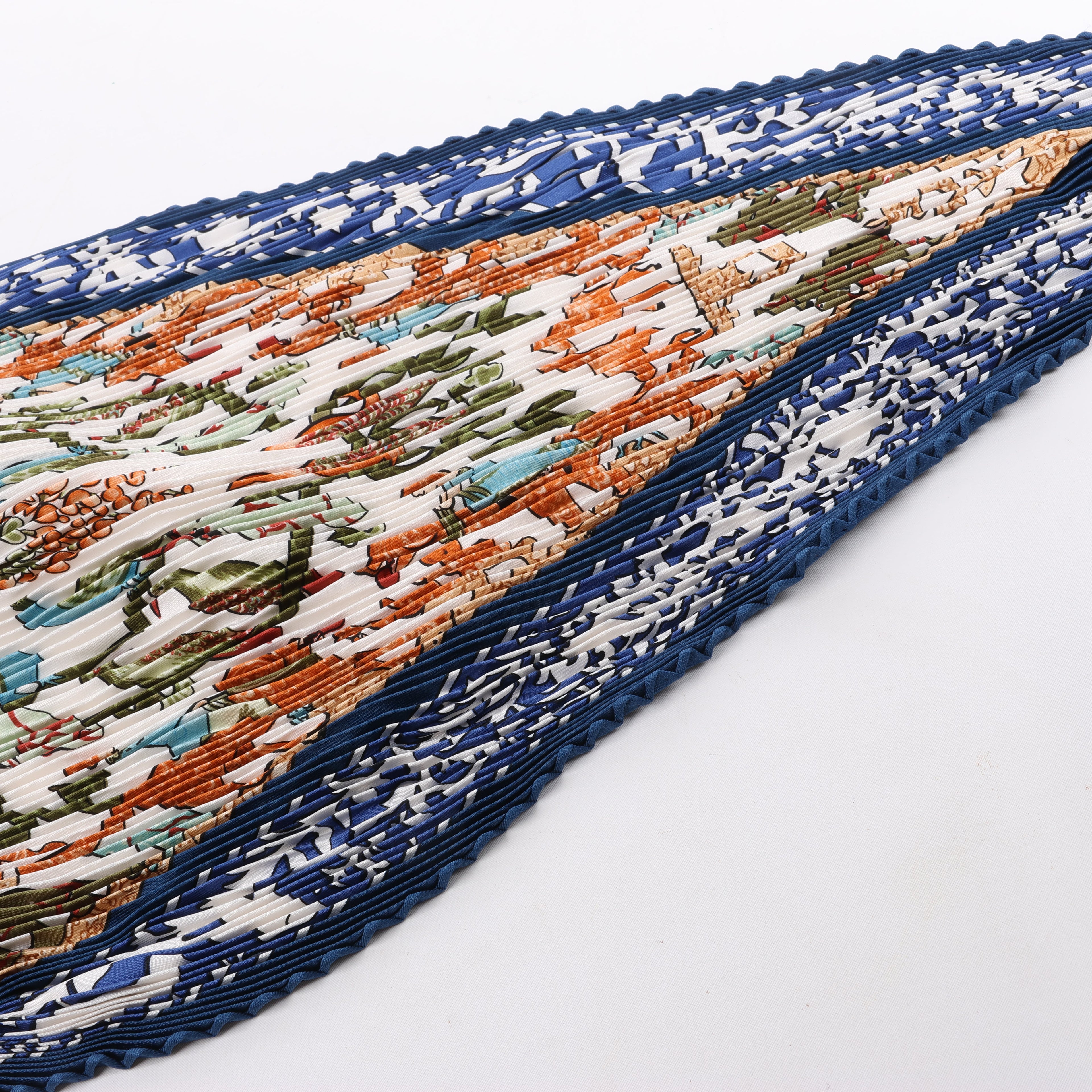 Hermès Carré 90 "EARLY AMERICA" 100% Silk Scarf in Navy