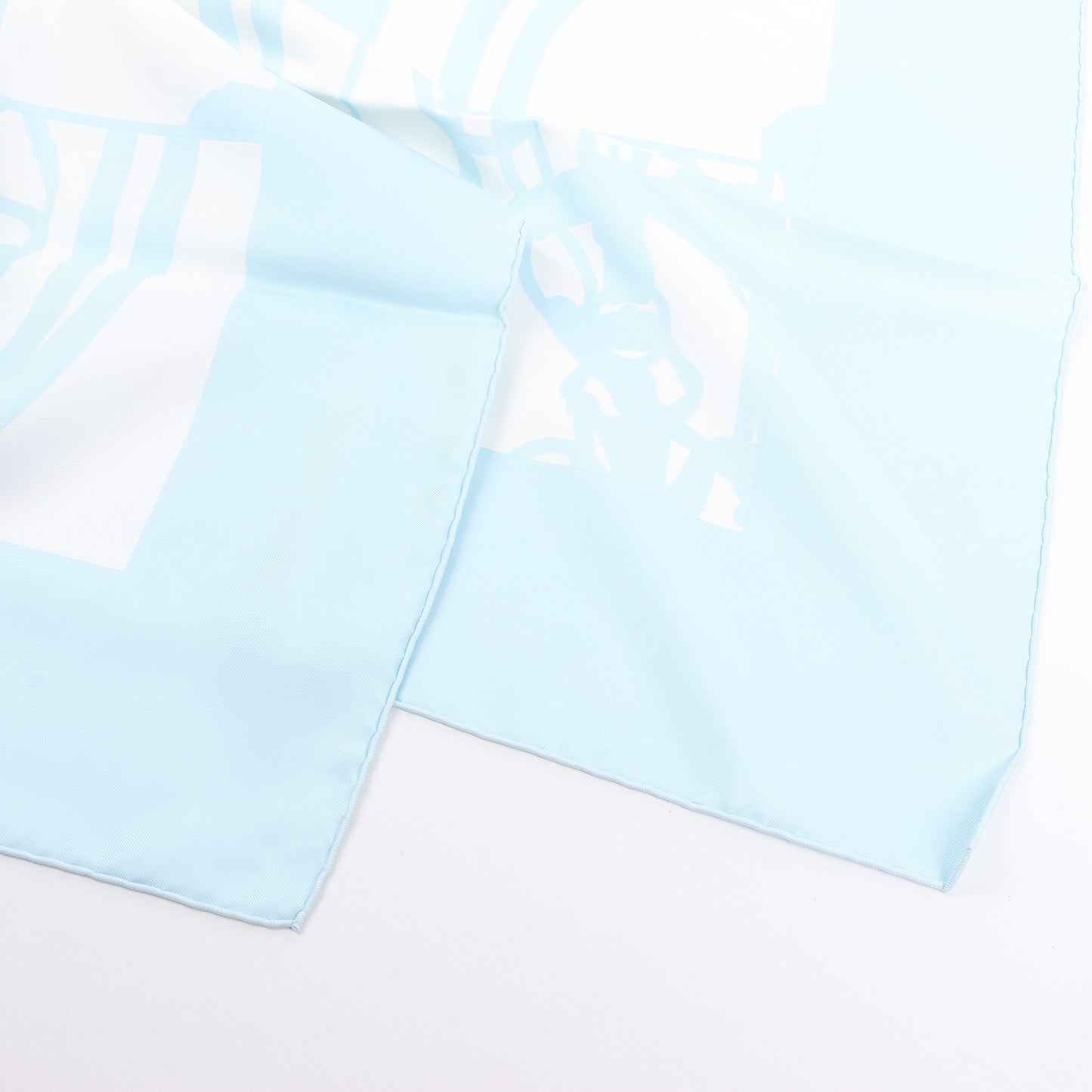 Hermès Carré 90 "EN DESORDRE" Foulard 100% Soie en Bleu