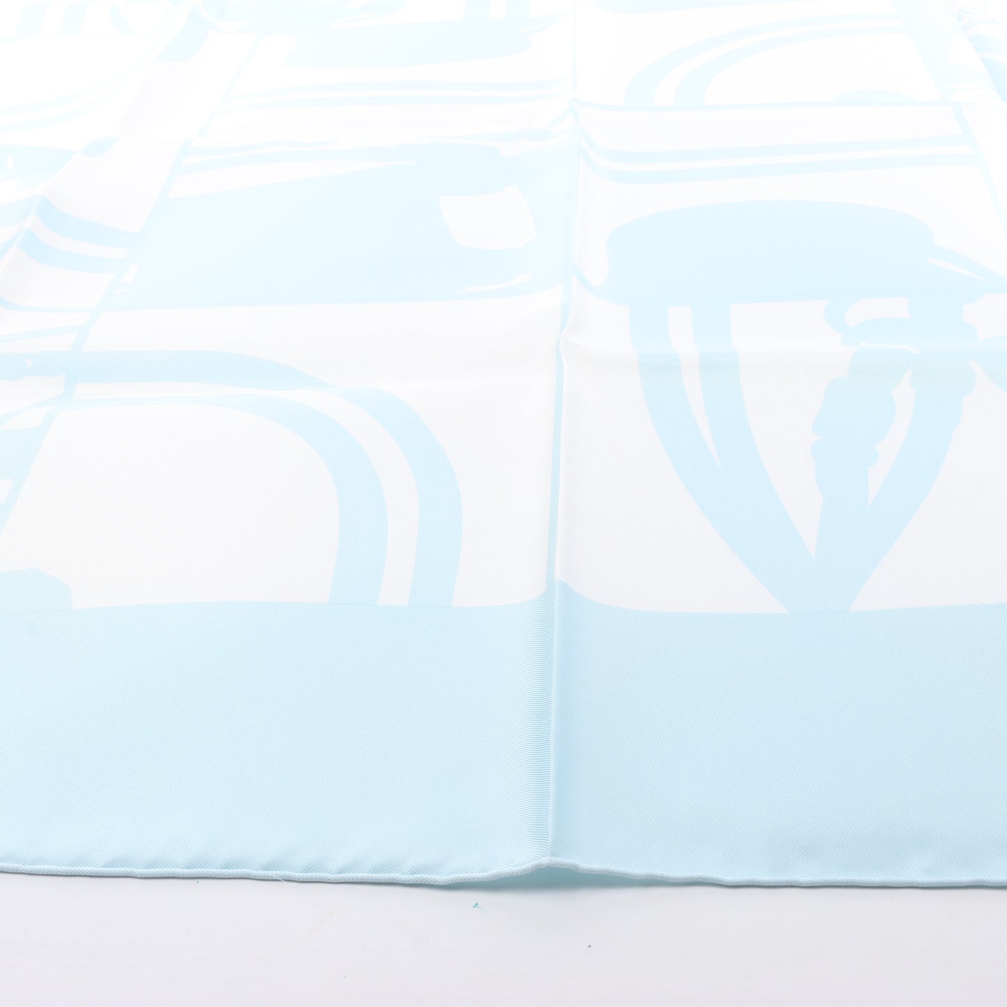 Hermès Carré 90 "EN DESORDRE" Foulard 100% Soie en Bleu