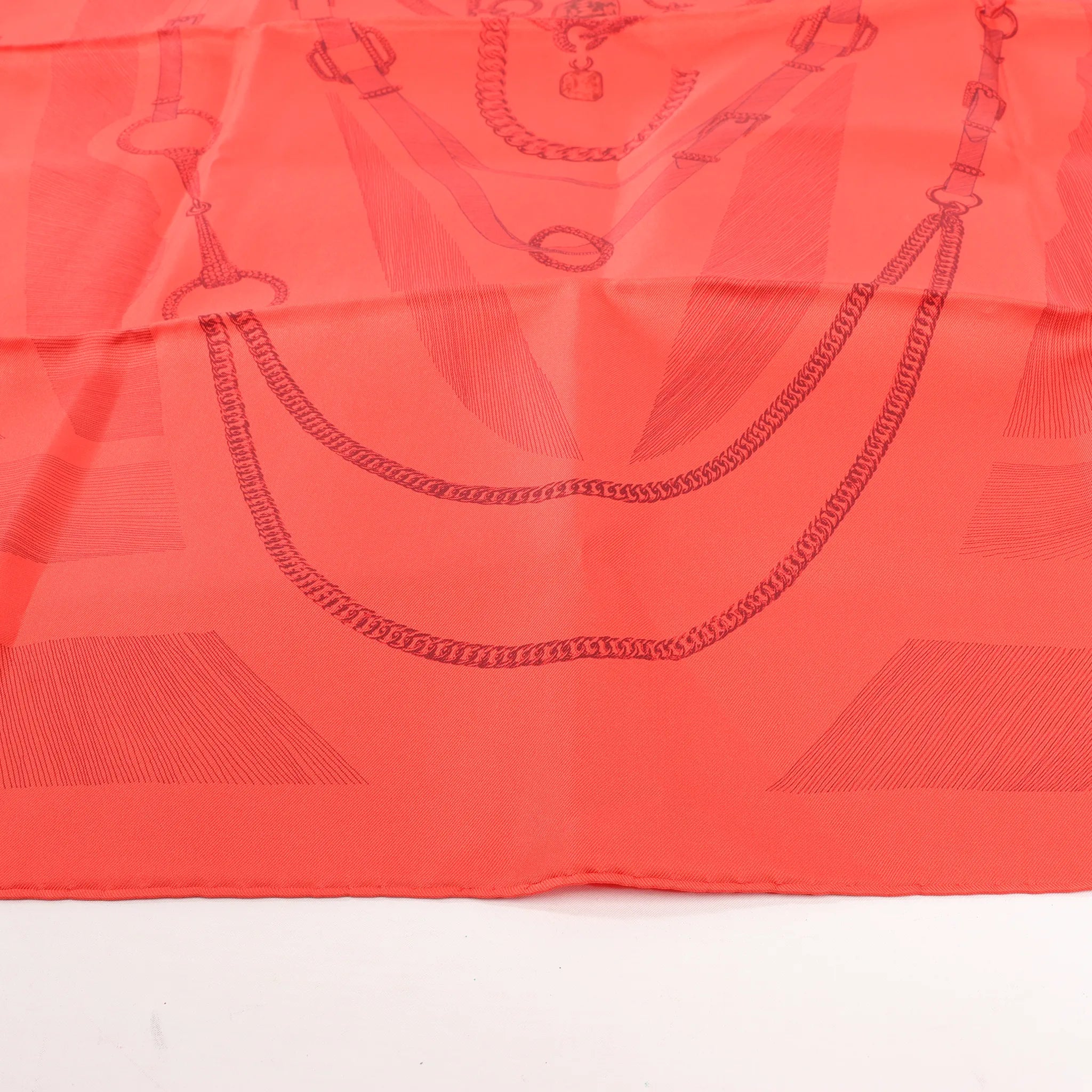 Hermès Carré 90 "ETVDE POVR VNE PARVRE DE GALA" Silk handkerchief in Red