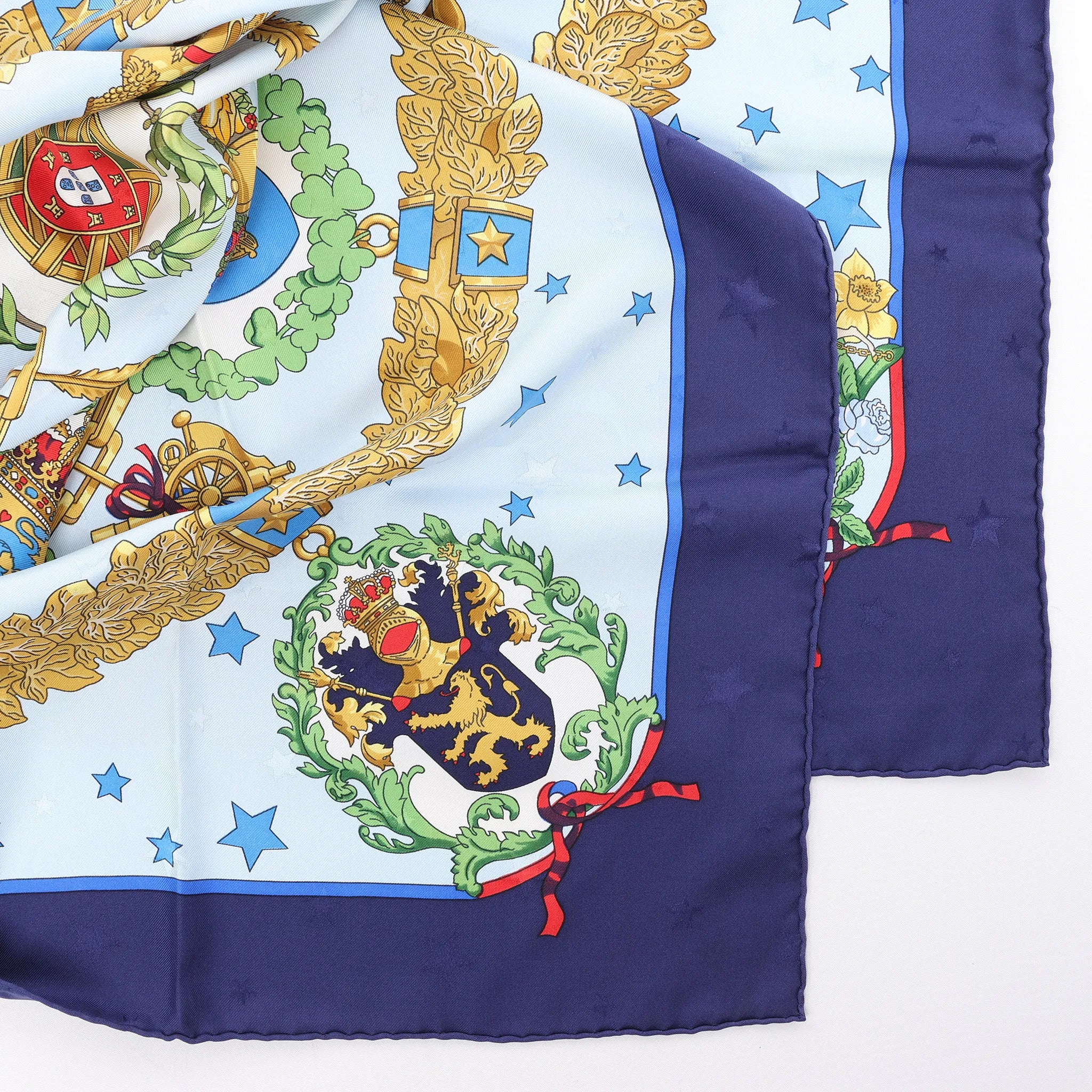 Hermès Carré 90 "Emblemes de L'Europe" Silk handkerchief in Navy Blue