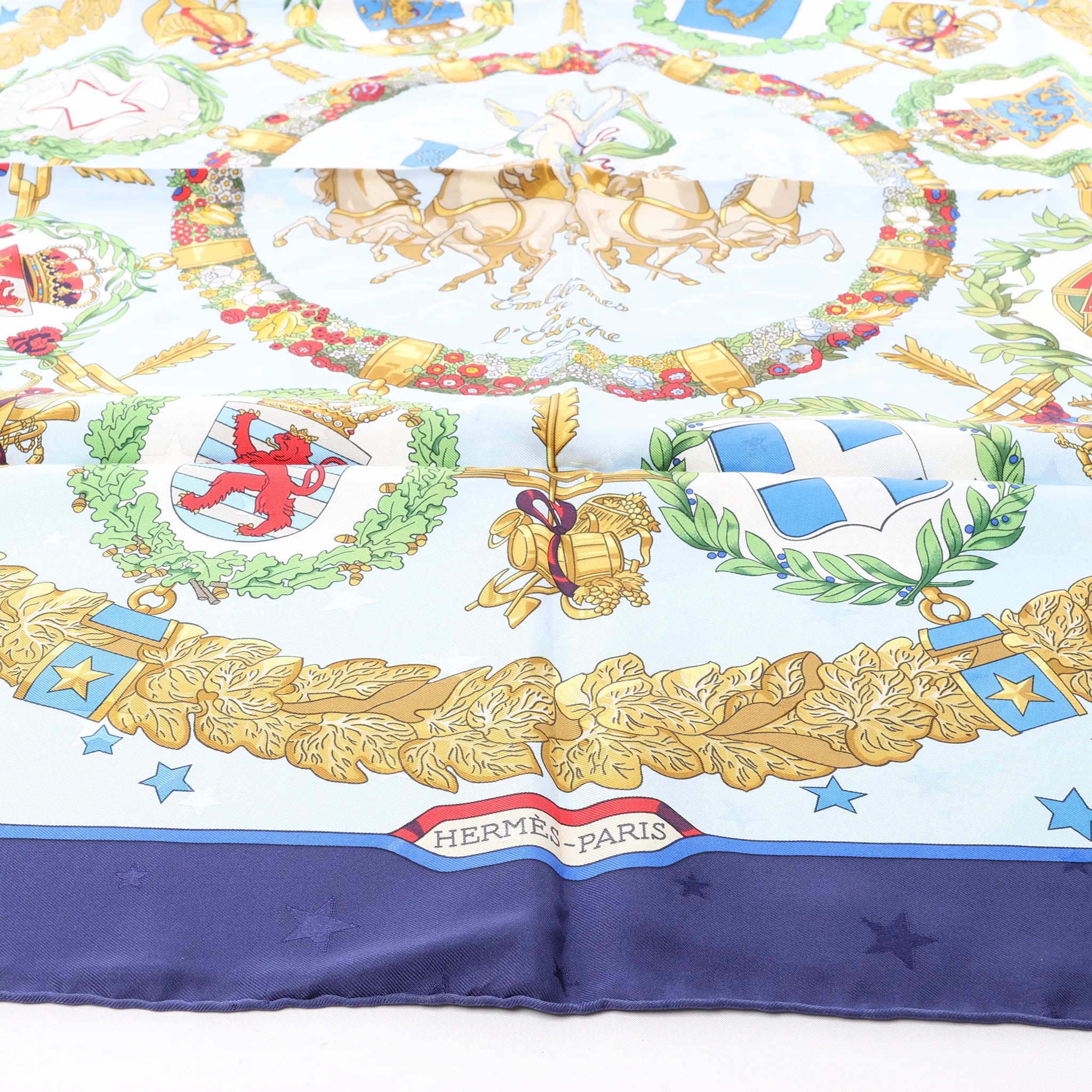Hermès Carré 90 "Emblemes de L'Europe" Silk handkerchief in Navy Blue