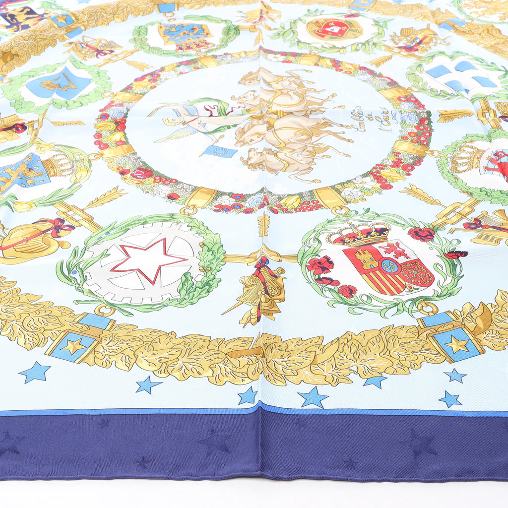 Hermès Carré 90 "Emblemes de L'Europe" Silk handkerchief in Navy Blue