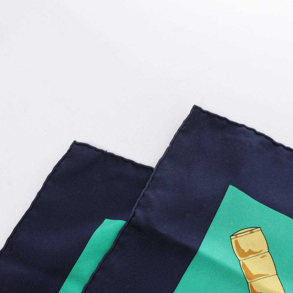 Hermès Carré 90 "Eperon d'or" Silk handkerchief in Navy Blue