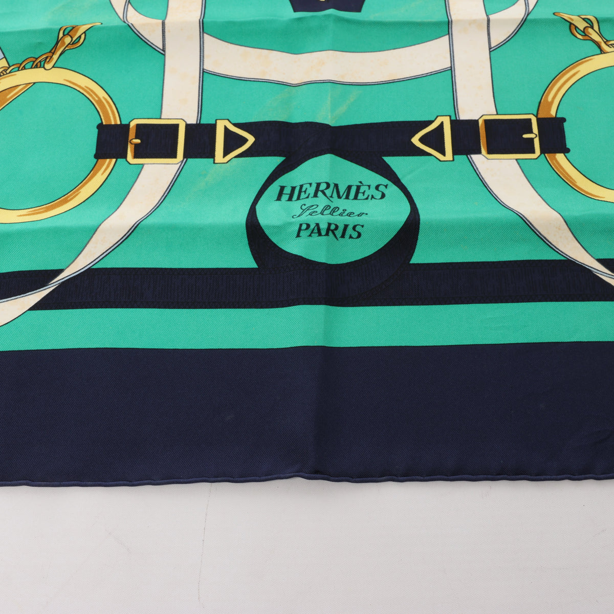 Hermès Carré 90 "Eperon d'or" Silk handkerchief in Navy Blue
