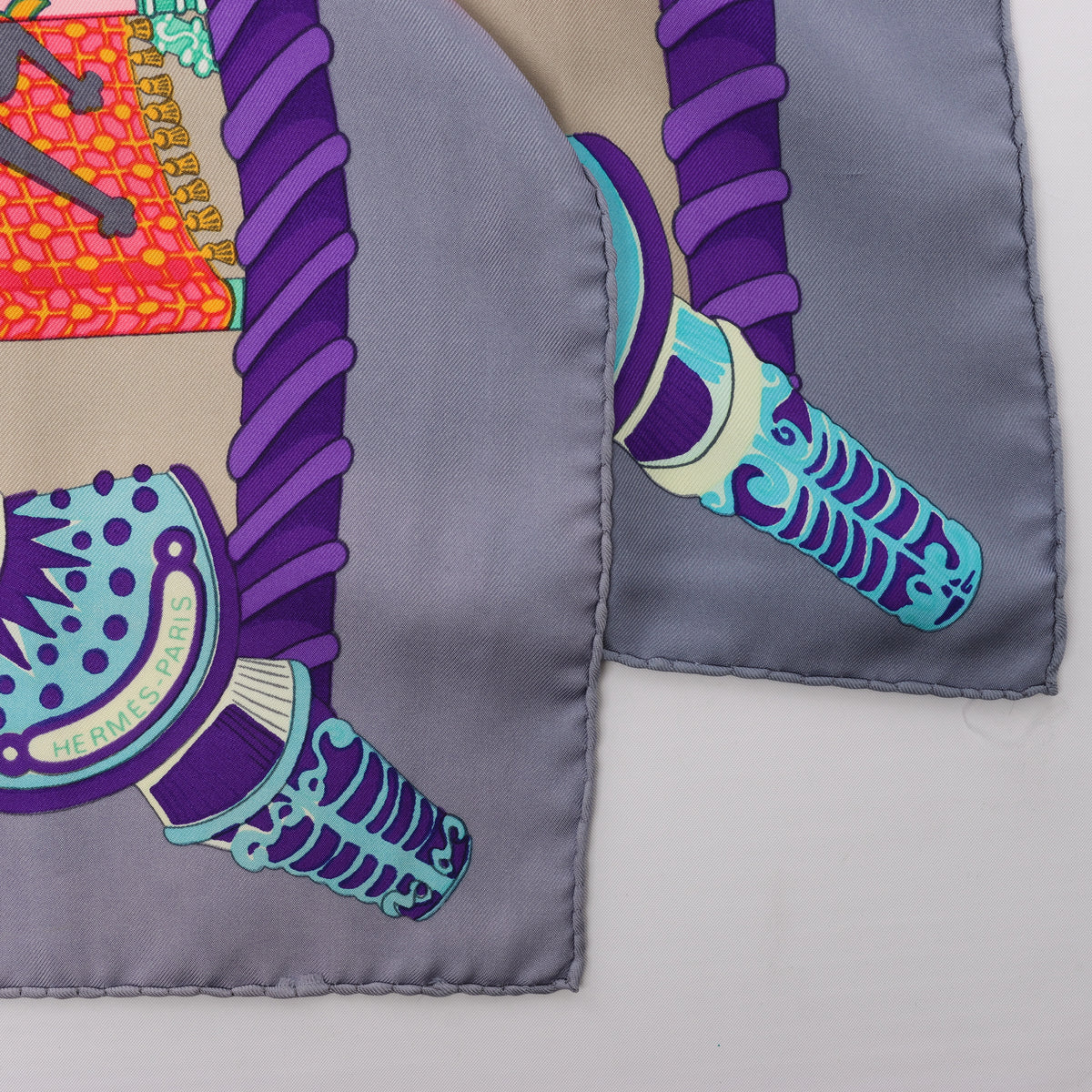 Pañuelo Hermès Carré 90 "Etendards et Bonnieres flag" de cachemir y seda en color azul
