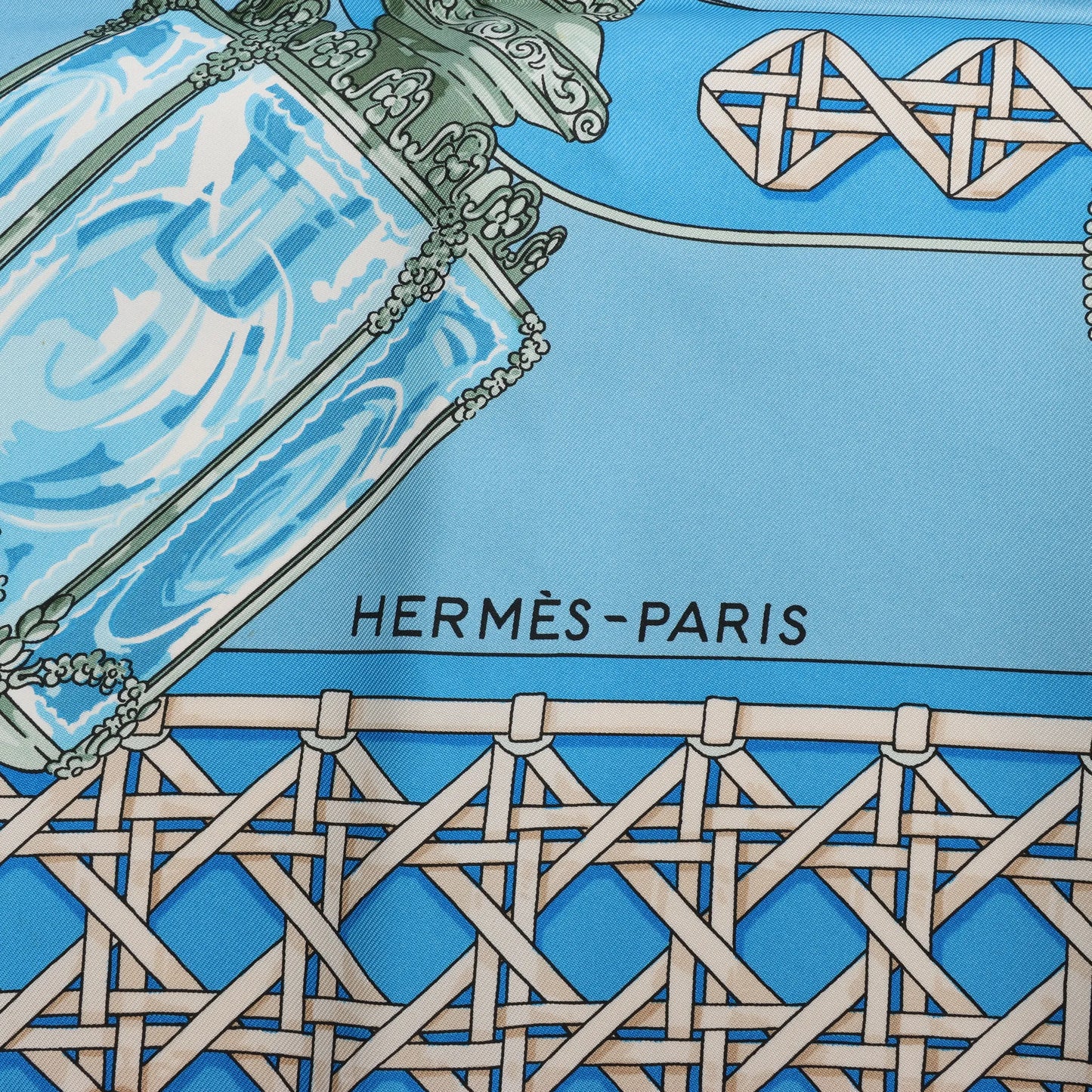 Hermès Carré 90 "FEUX DE ROUTE" Silk handkerchief in Blue