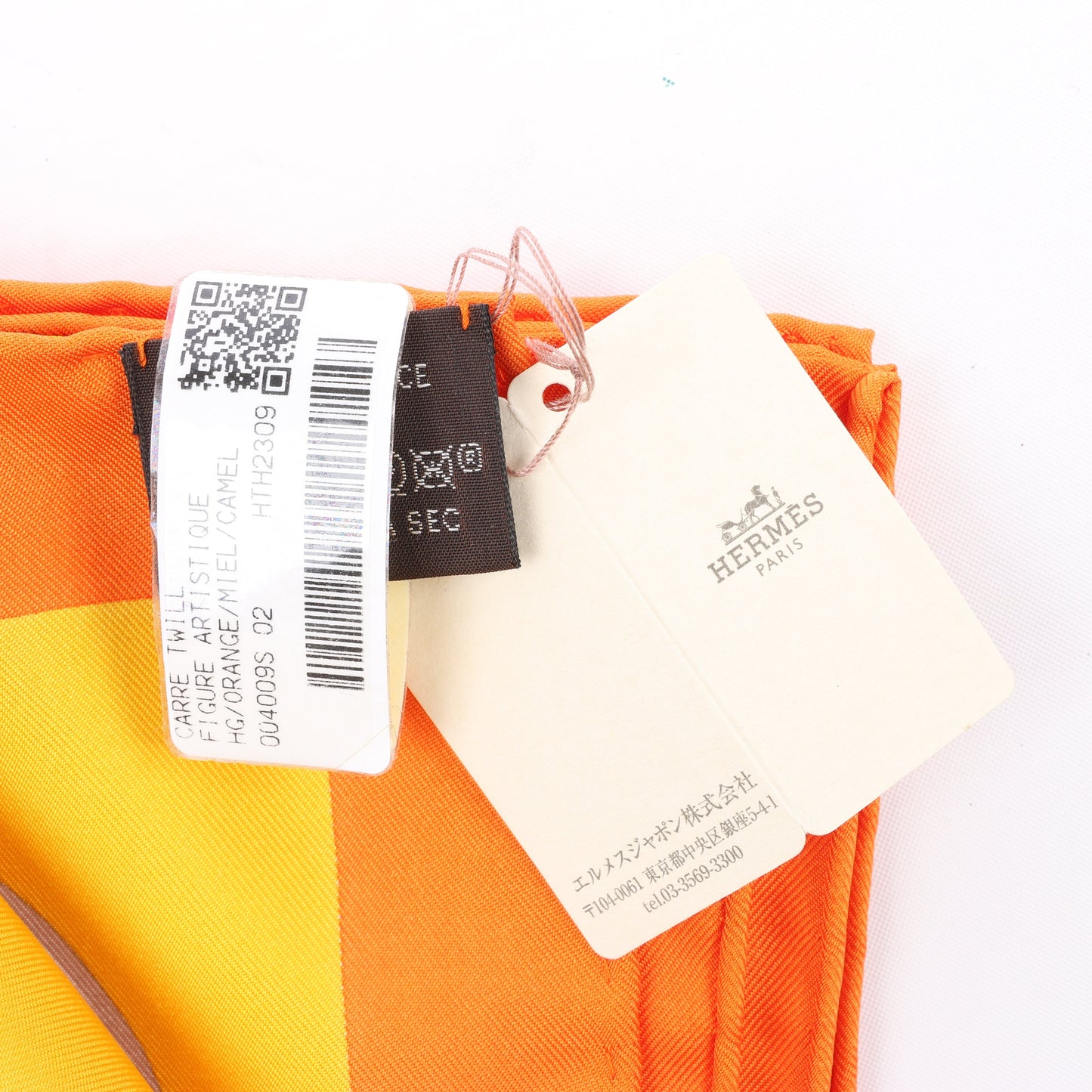 Hermès Carré 90 " FIGURE ARTISTIQUE" 100% Silk Scarf in Orange