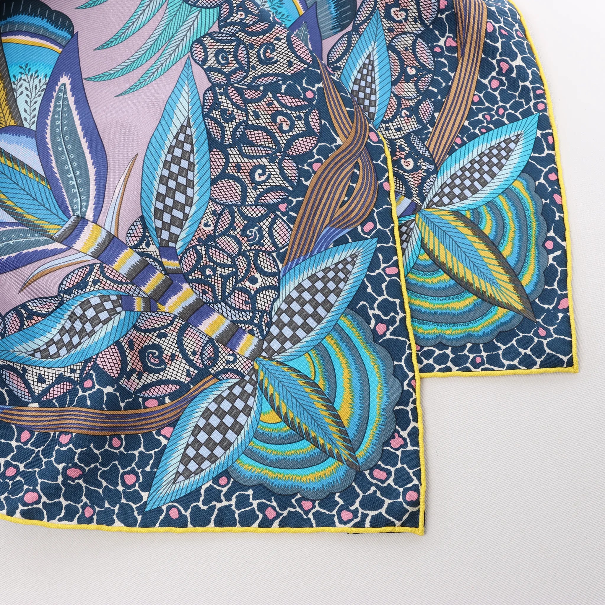 Hermès Carré 90 "FLOWERS OF SOUTH AFRICA" Silk handkerchief in Purple x Blue