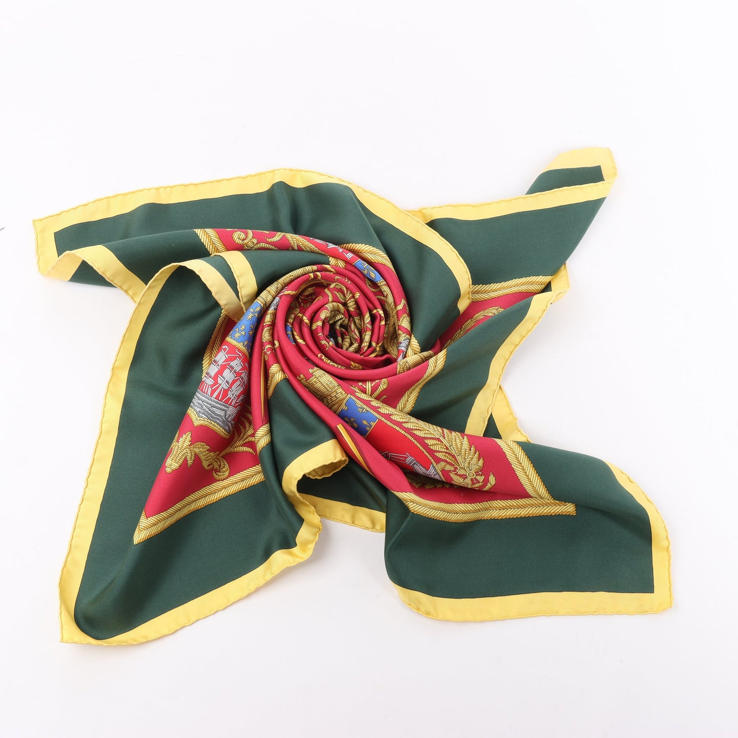 Hermès Carré 90 "FLVCTVAT NEC MERGITVR" 100% Silk Scarf in Green x Red