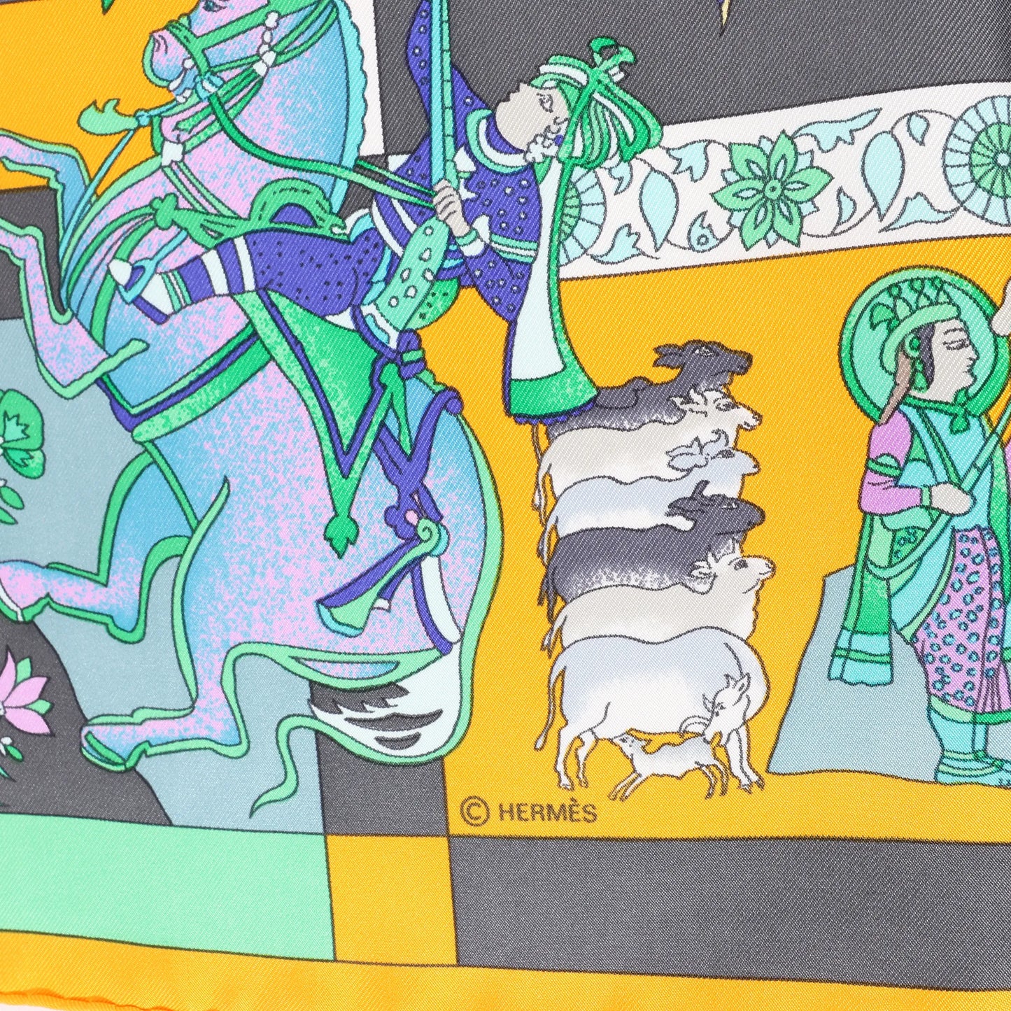 Hermès Carré 90 "Fantaisies Indiennes" Silk handkerchief in Navy Blue x Yellow