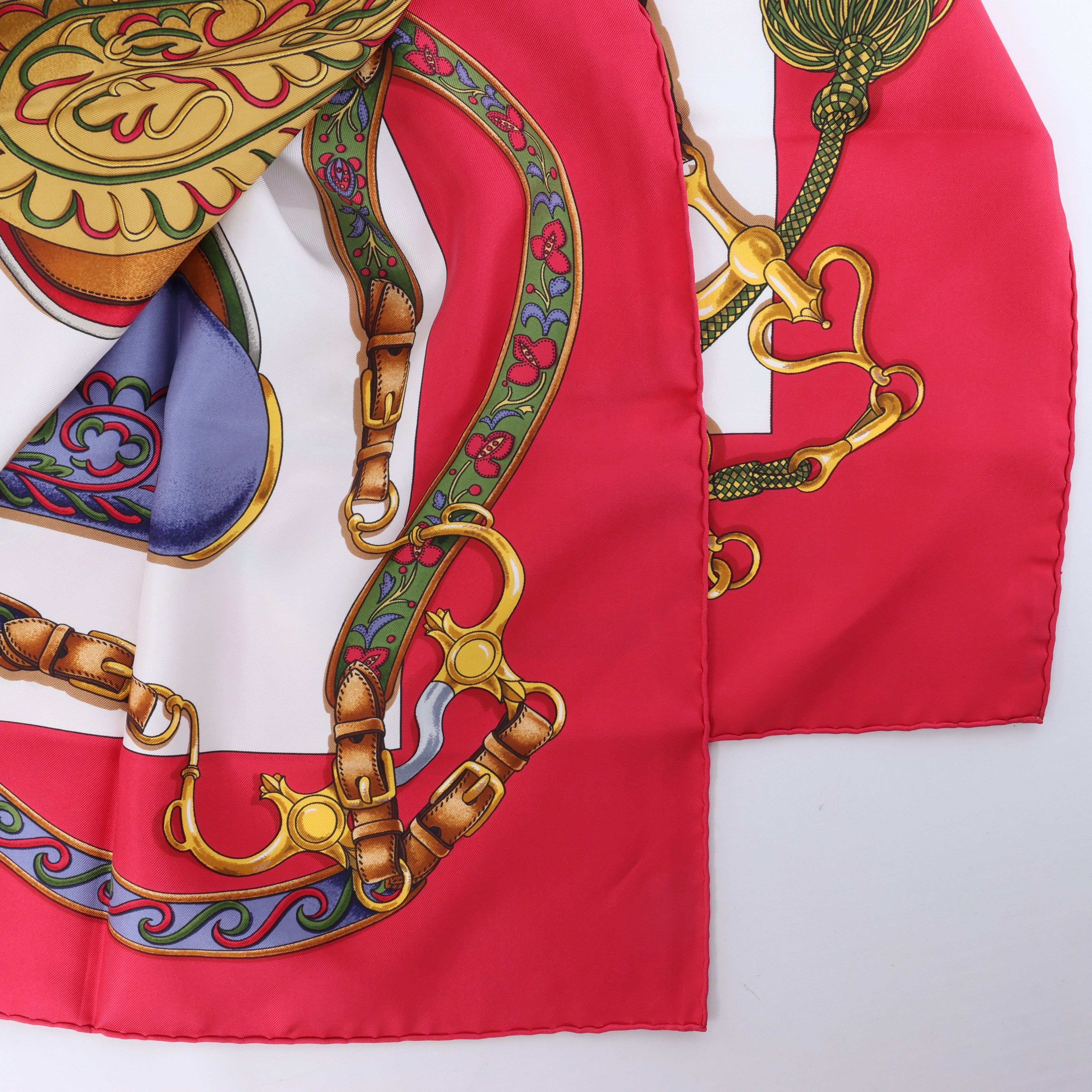 Hermès Carré 90 "Festival des Amazones" Silk handkerchief in Red