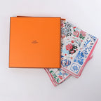 Hermès Carré 90 "Fleurs de Givern" Silk handkerchief in Gray x Red