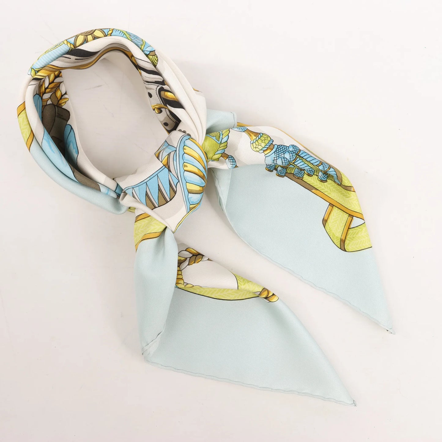 Hermès Carré 90 "Frontaux et Cocardes" Silk handkerchief in Blue