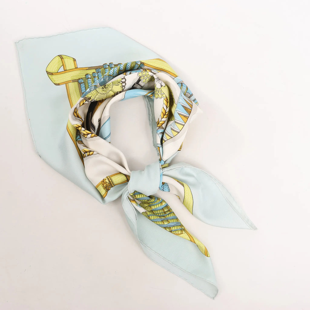 Hermès Carré 90 "Frontaux et Cocardes" Silk handkerchief in Blue