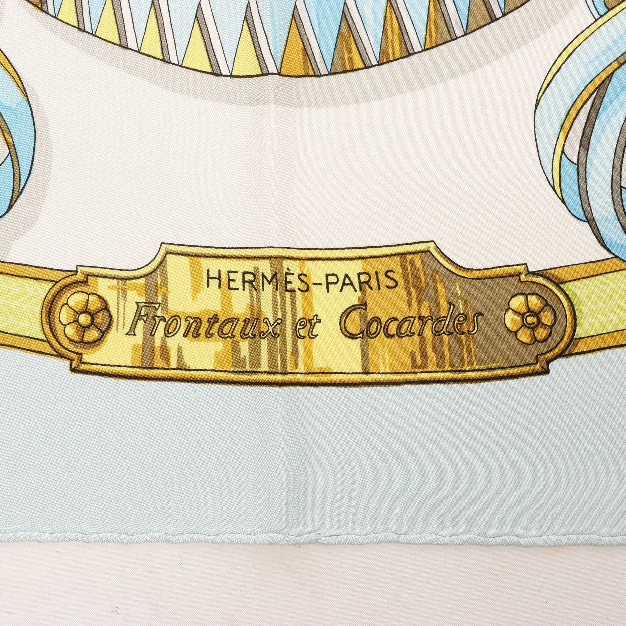 Hermès Carré 90 "Frontaux et Cocardes" Silk handkerchief in Blue