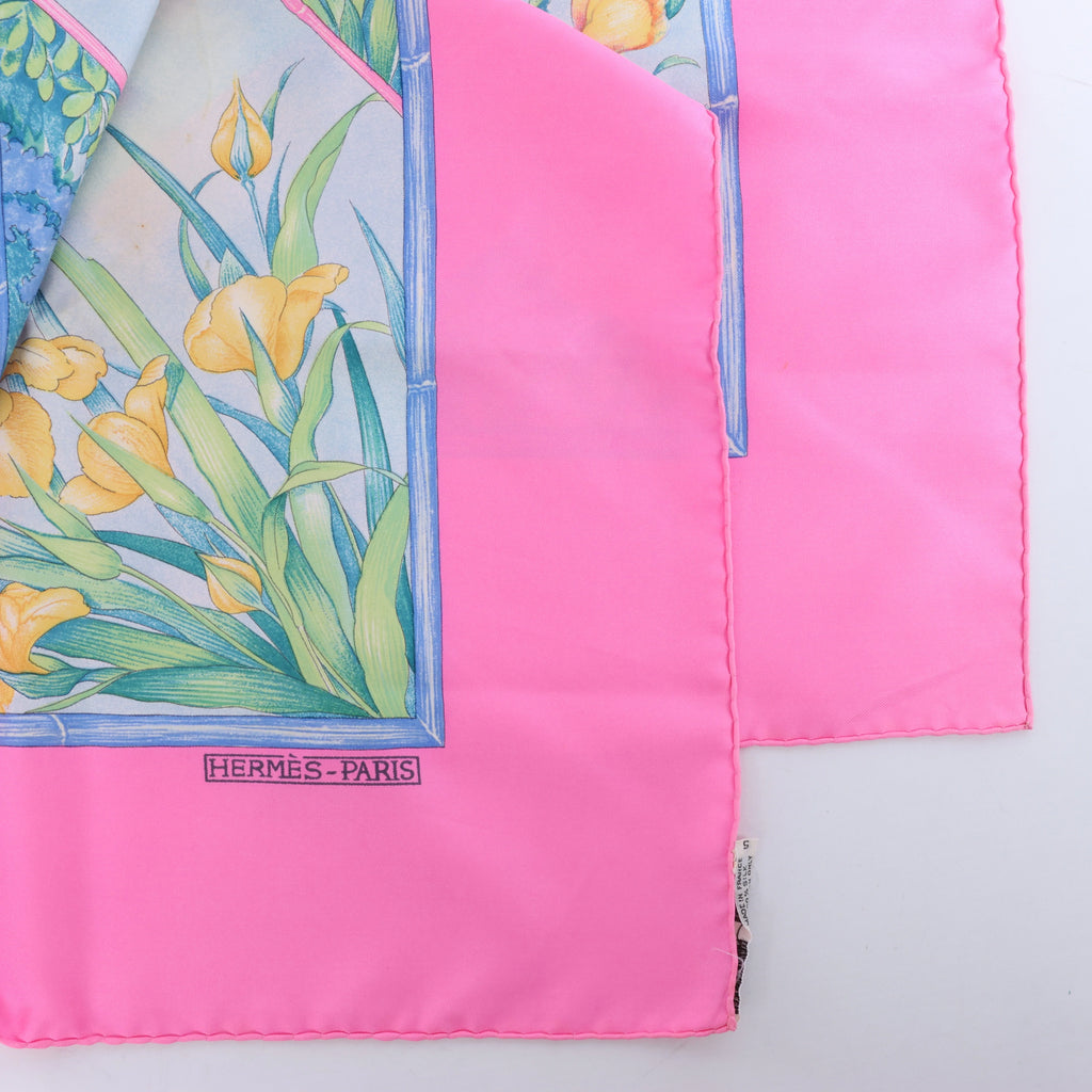 Hermès Carré 90 "GIVERNY" Silk handkerchief in Pink