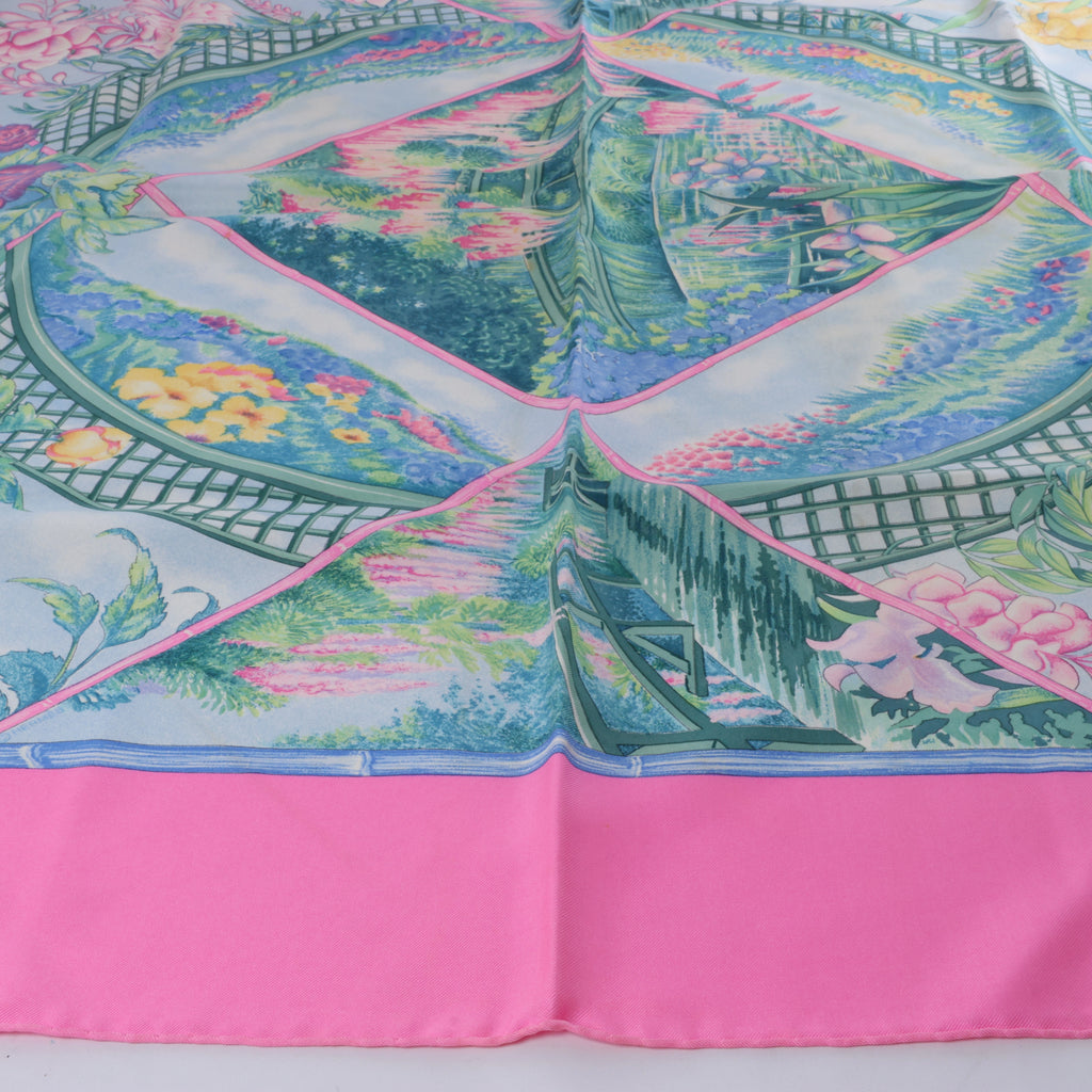 Hermès Carré 90 "GIVERNY" Silk handkerchief in Pink