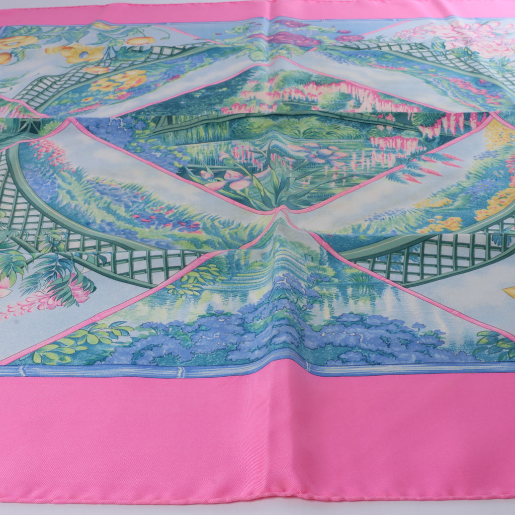 Hermès Carré 90 "GIVERNY" Silk handkerchief in Pink