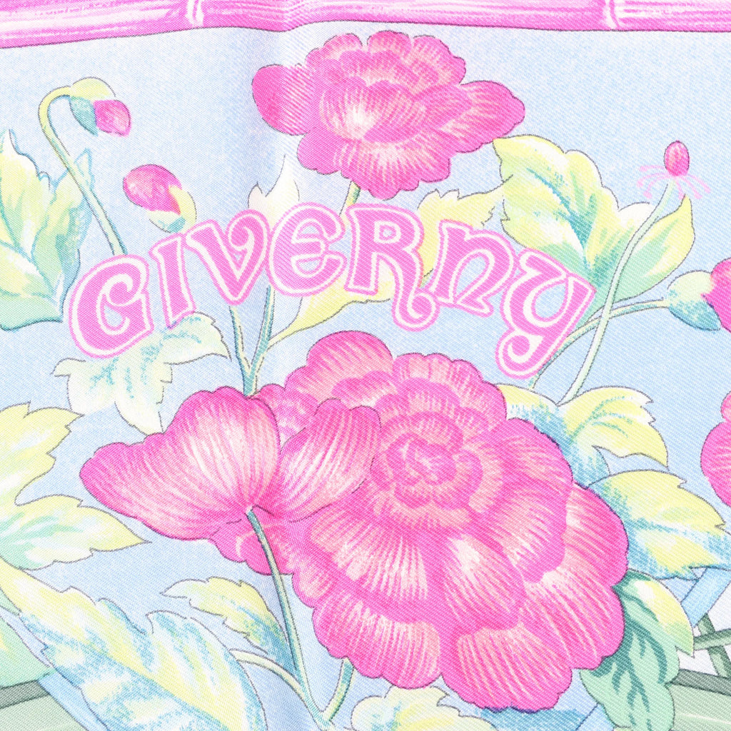 Hermès Carré 90 "GIVERny" Silk handkerchief in Light Blue