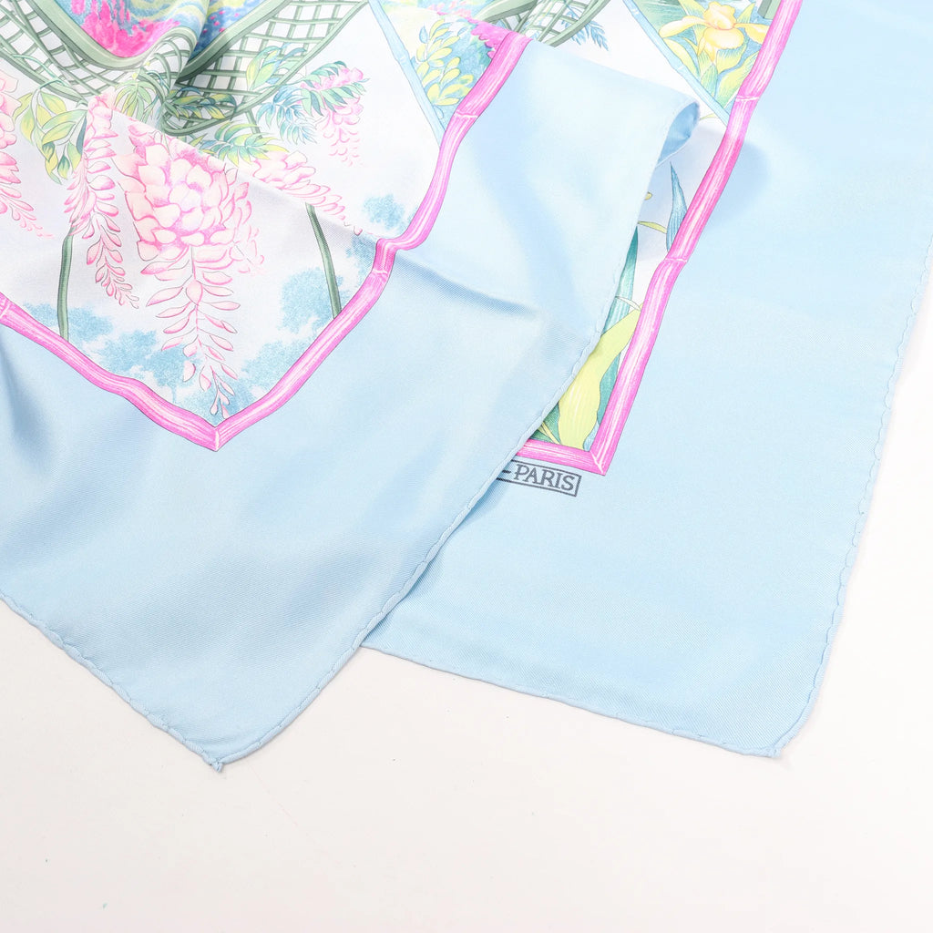 Hermès Carré 90 "GIVERny" Silk handkerchief in Light Blue