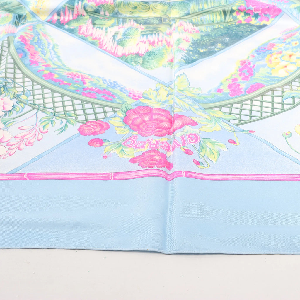 Hermès Carré 90 "GIVERny" Silk handkerchief in Light Blue