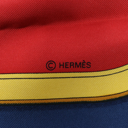 Carré Hermès Carré 90 « GRAND APPARAT » 100 % soie, bleu marine x rouge