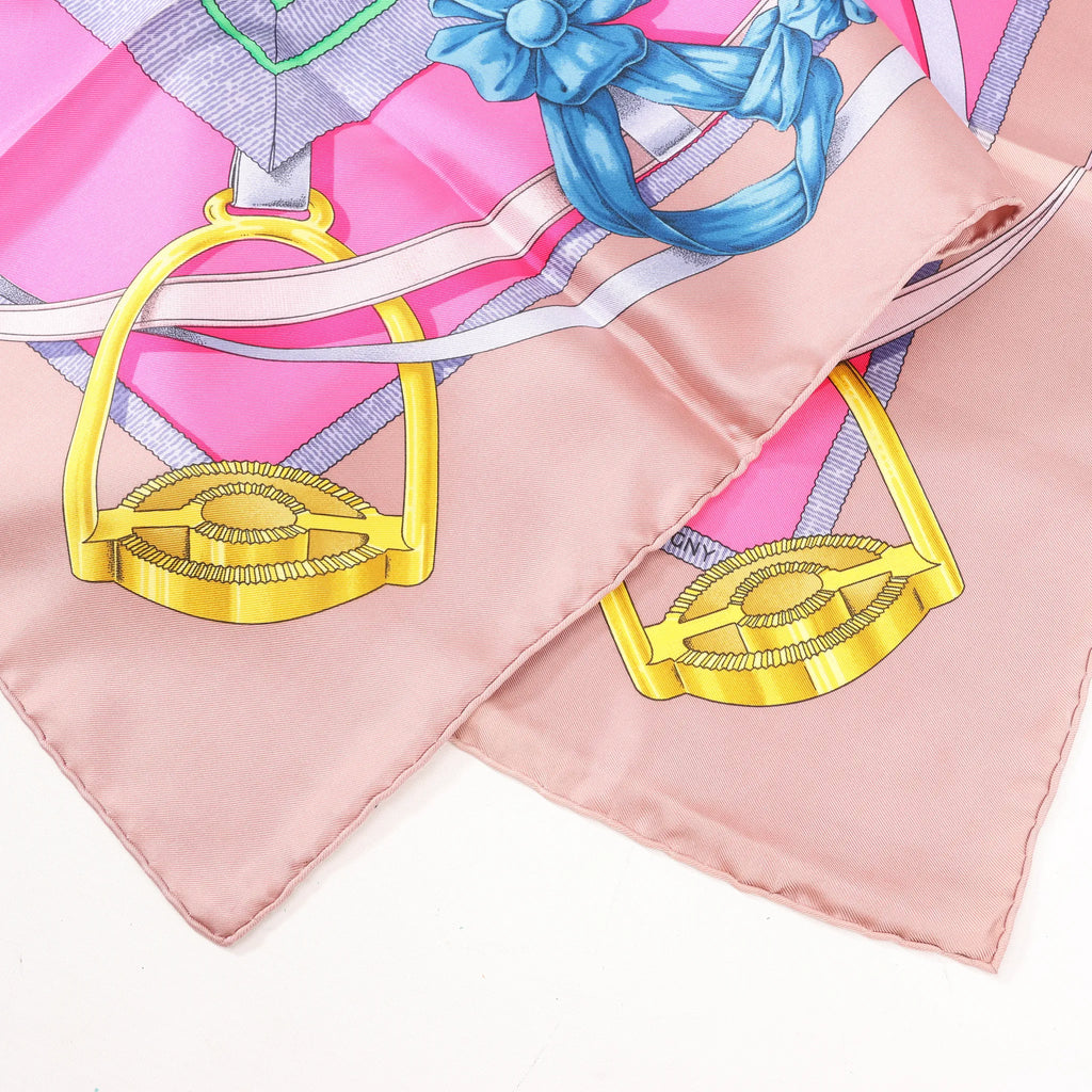 Hermès Carré 90 "GRAND MANEGE" Silk handkerchief in Pink x Green
