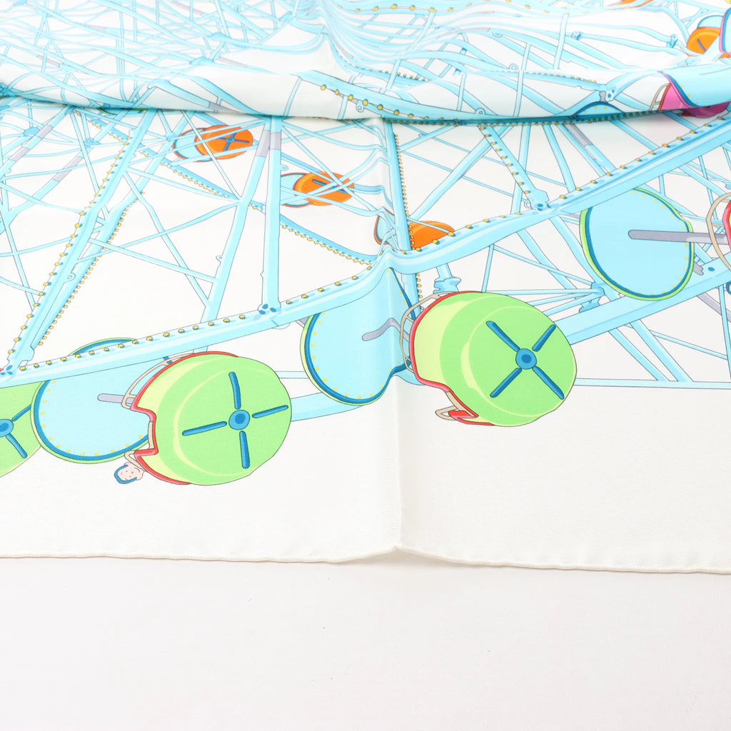 Hermès Carré 90 "GRANDE ROUE" Silk handkerchief in White x Blue