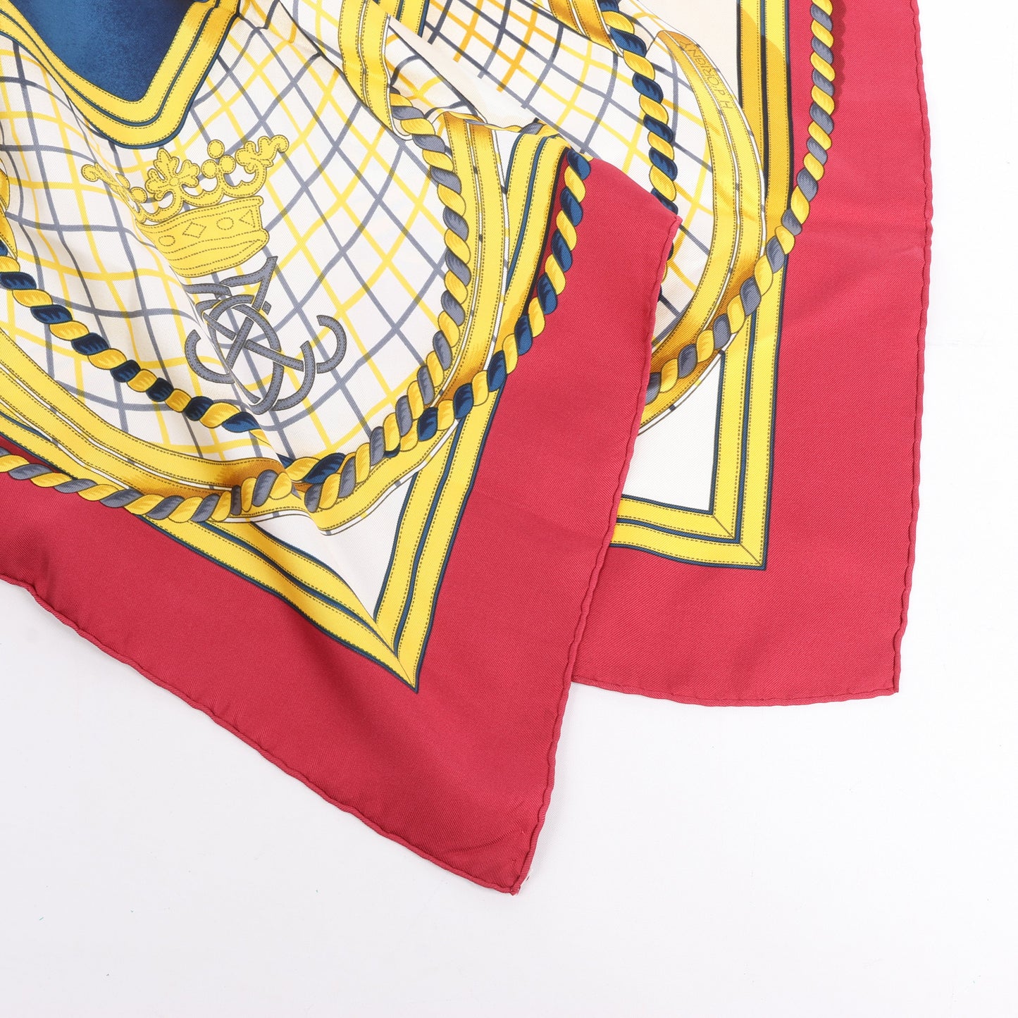 Hermès Carré 90 "GRANDE TENUE" Silk handkerchief in Burgundy