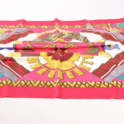 Hermès Carré 90 "HUACA PIRU" Silk handkerchief in Pink