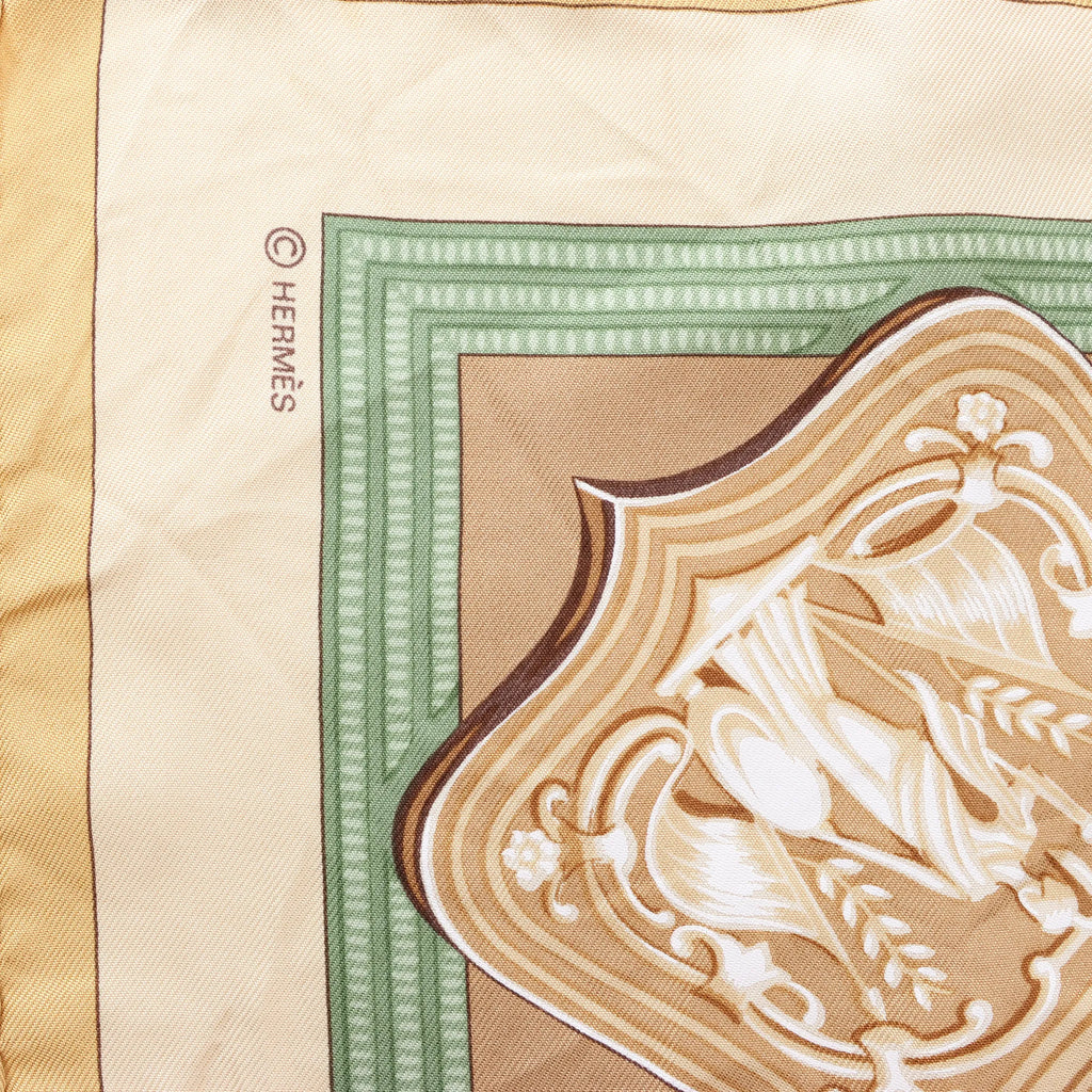 Hermès Carré 90 "Hommage à l'amitié Franco-Hellenique" Silk handkerchief in Beige