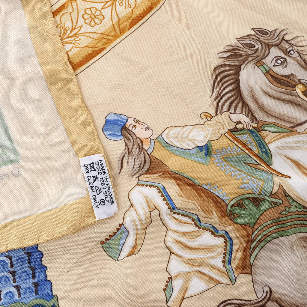 Hermès Carré 90 "Hommage à l'amitié Franco-Hellenique" Silk handkerchief in Beige