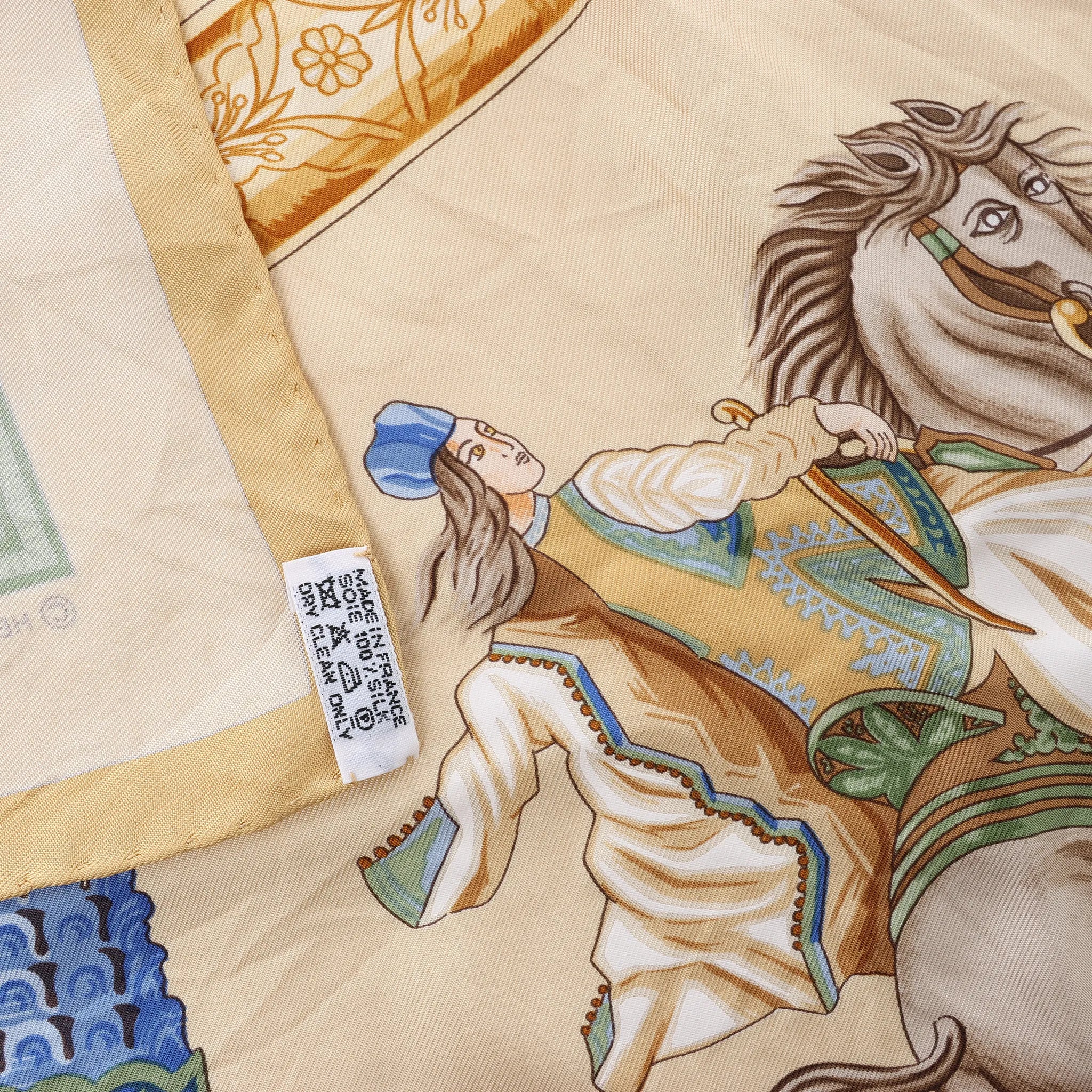 Hermès Carré 90 "Hommage à l'amitié Franco-Hellenique" Silk handkerchief in Beige