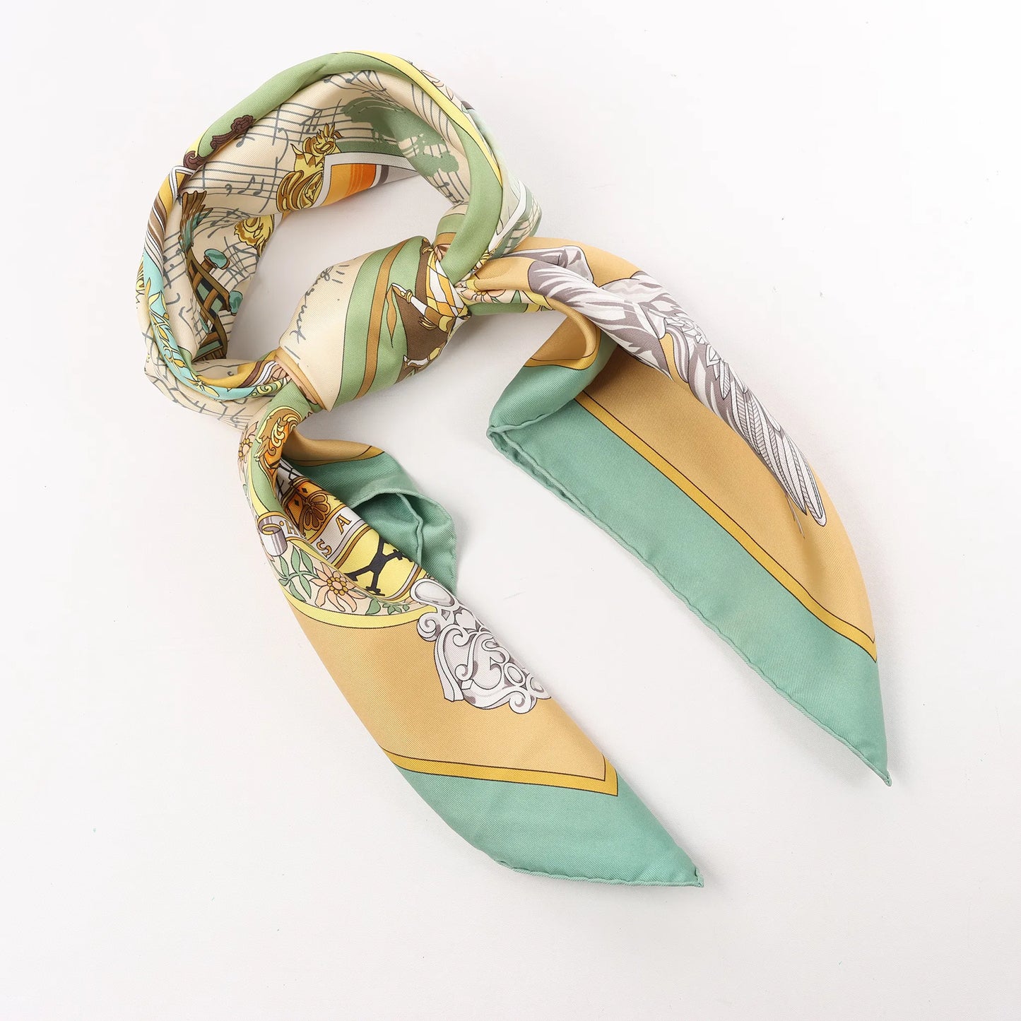 Hermès Carré 90 "IN SALZBURG" Silk handkerchief in Green