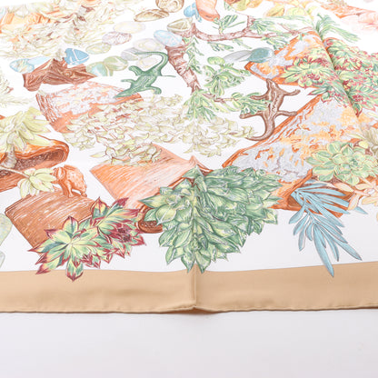 Carré Hermès Carré 90 « JARDIN SECRET » 100 % soie beige