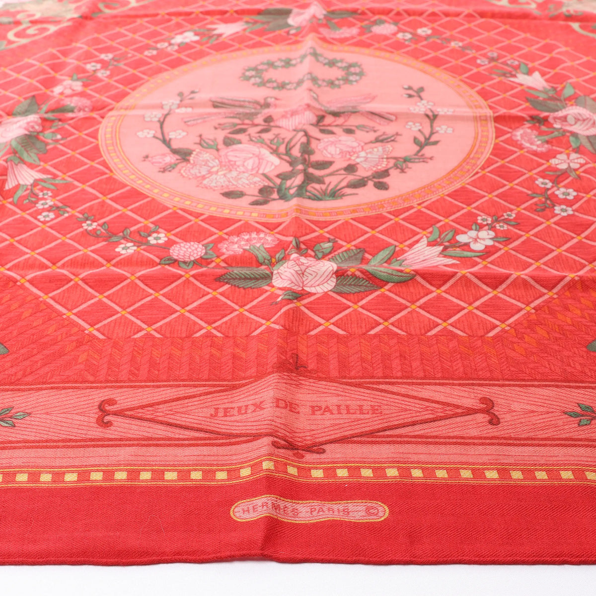Hermès Carré 90 "JEUX DE PAILLE" Cashmere x Silk handkerchief in Red
