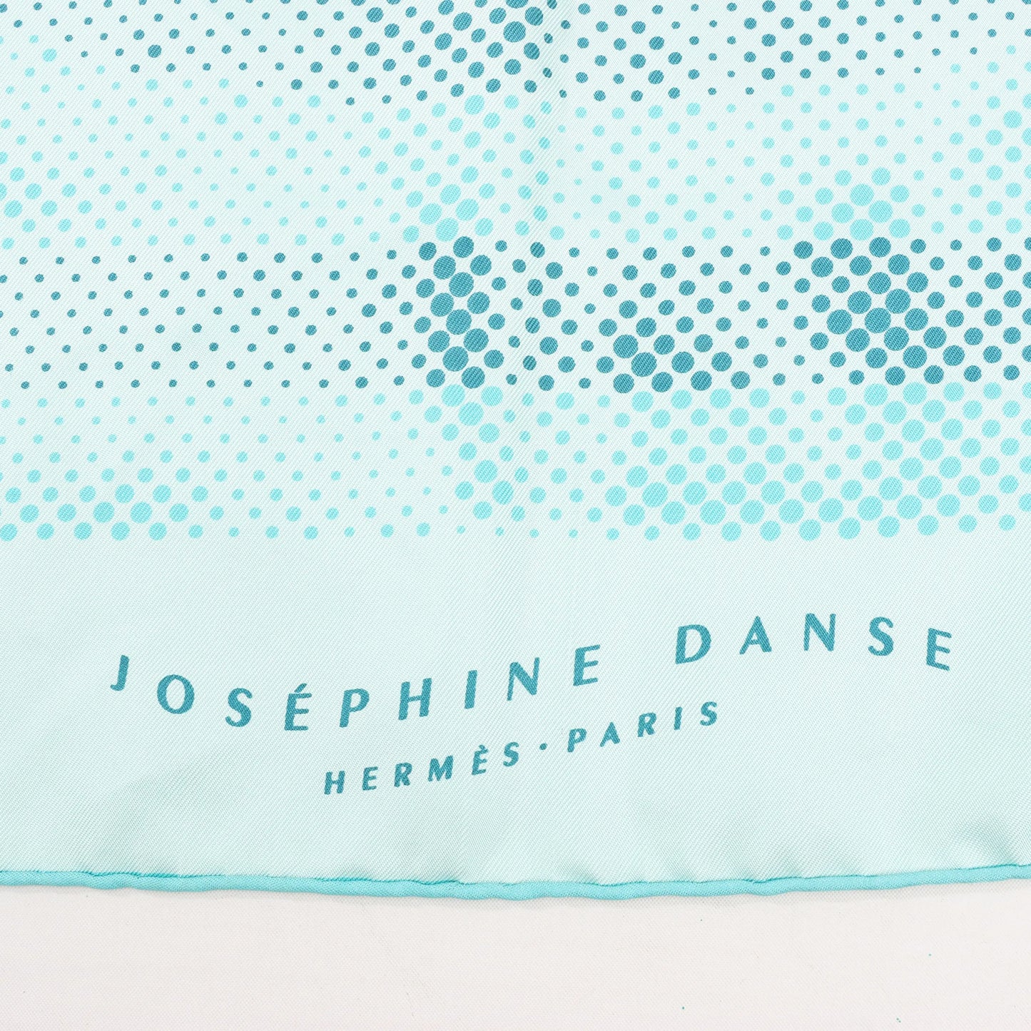Hermès Carré 90 "JOSEPHINE DANSE" Silk handkerchief in Blue