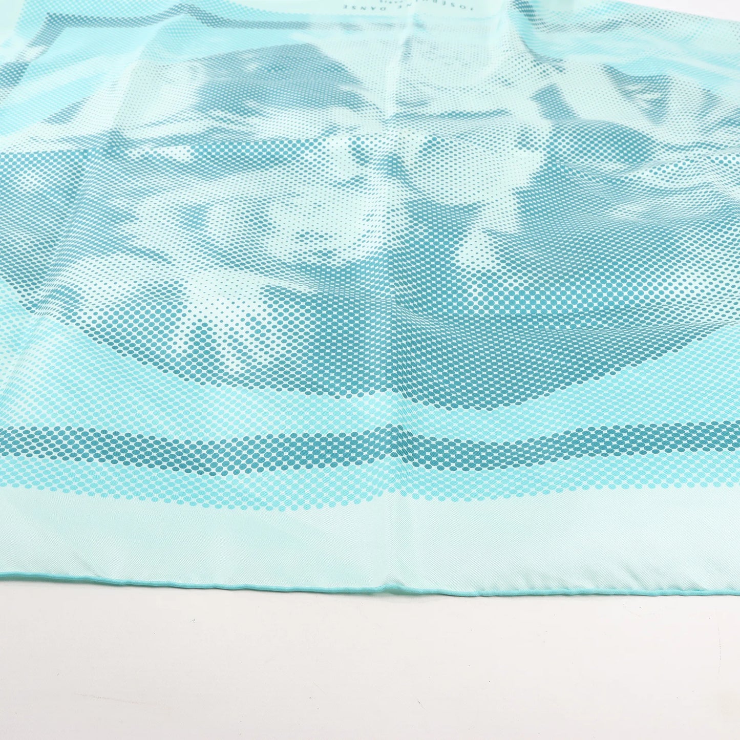 Hermès Carré 90 "JOSEPHINE DANSE" Silk handkerchief in Blue