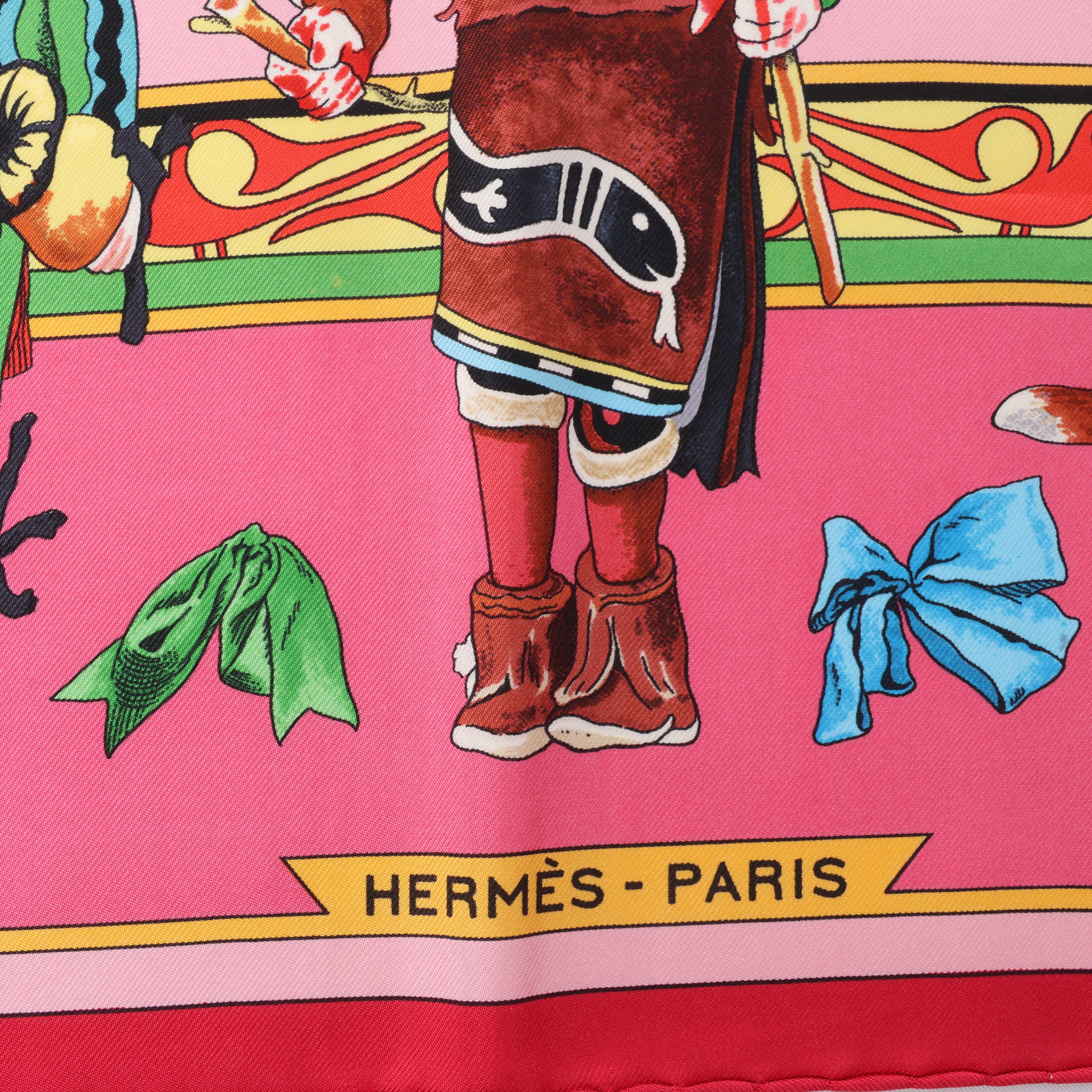 Pañuelo Hermès Carré 90 "LES CLES" 100% seda rosa