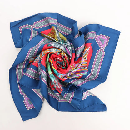 Hermès Carré 90 „Cuirs Du Desert“ Seidentaschentuch in Marineblau x Rot