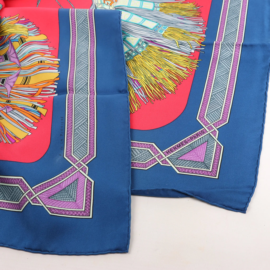 Hermès Carré 90 "Cuirs Du Desert" Silk handkerchief in Navy Blue x Red