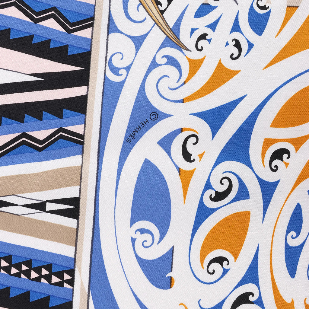 Hermès Carré 90 "Kawaora" Silk handkerchief in Blue