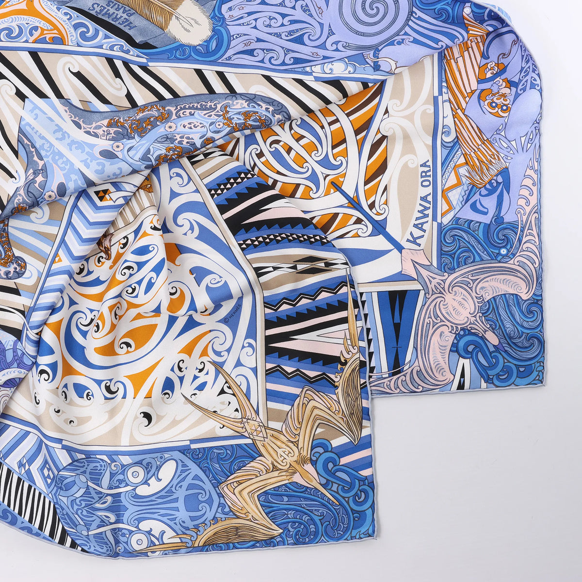 Hermès Carré 90 "Kawaora" Silk handkerchief in Blue