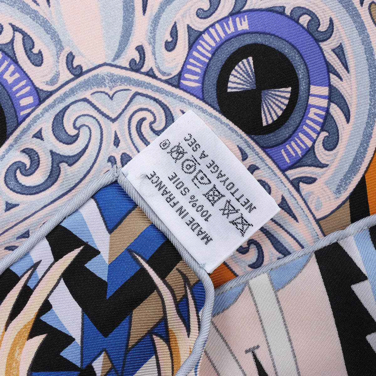 Hermès Carré 90 "Kawaora" Silk handkerchief in Blue
