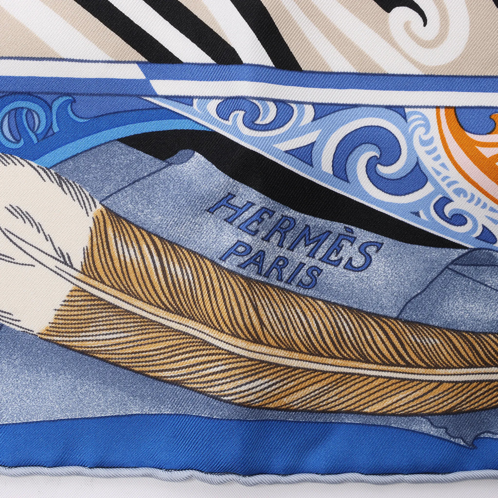 Hermès Carré 90 "Kawaora" Silk handkerchief in Blue